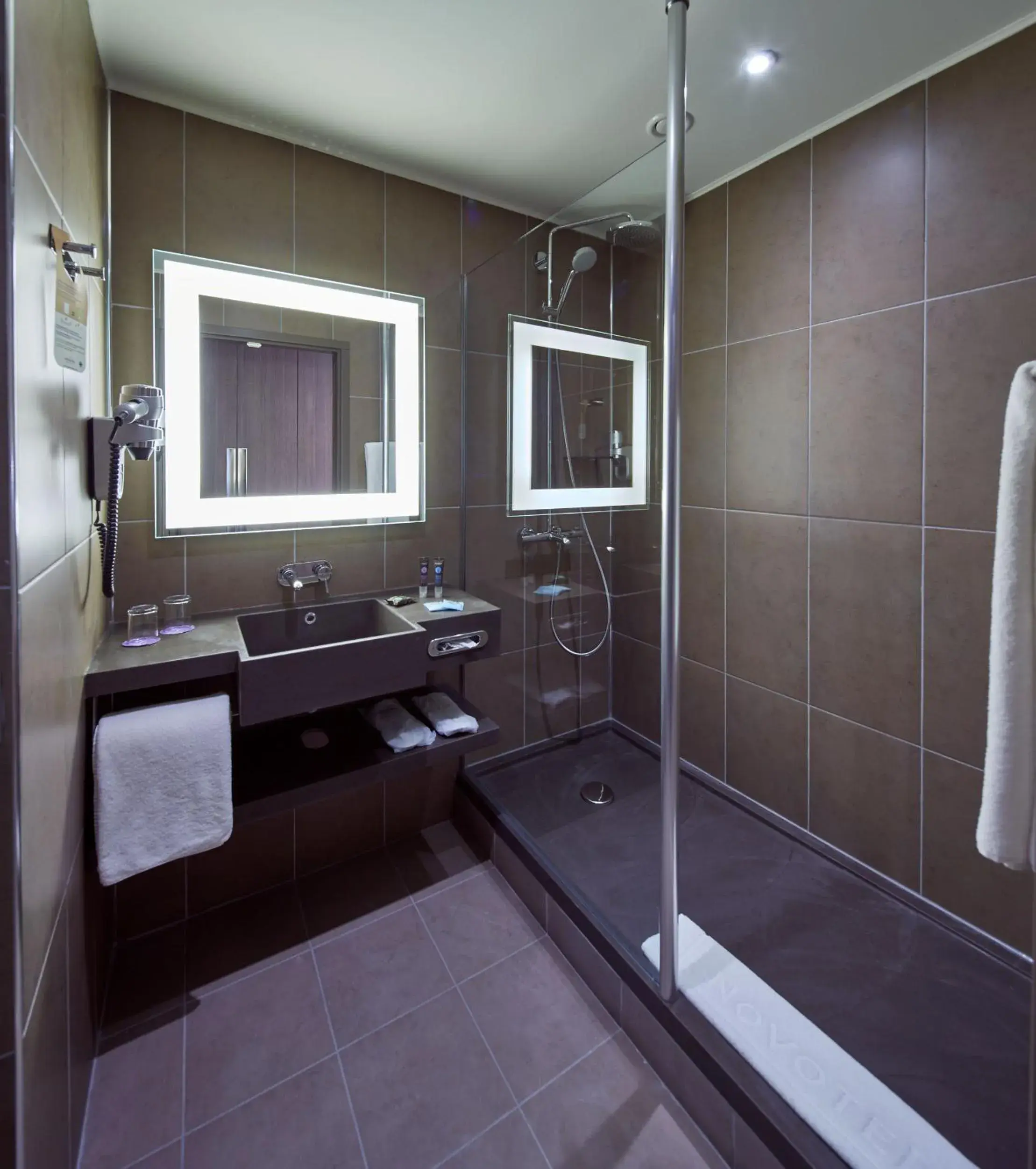 Bathroom in Novotel Konya